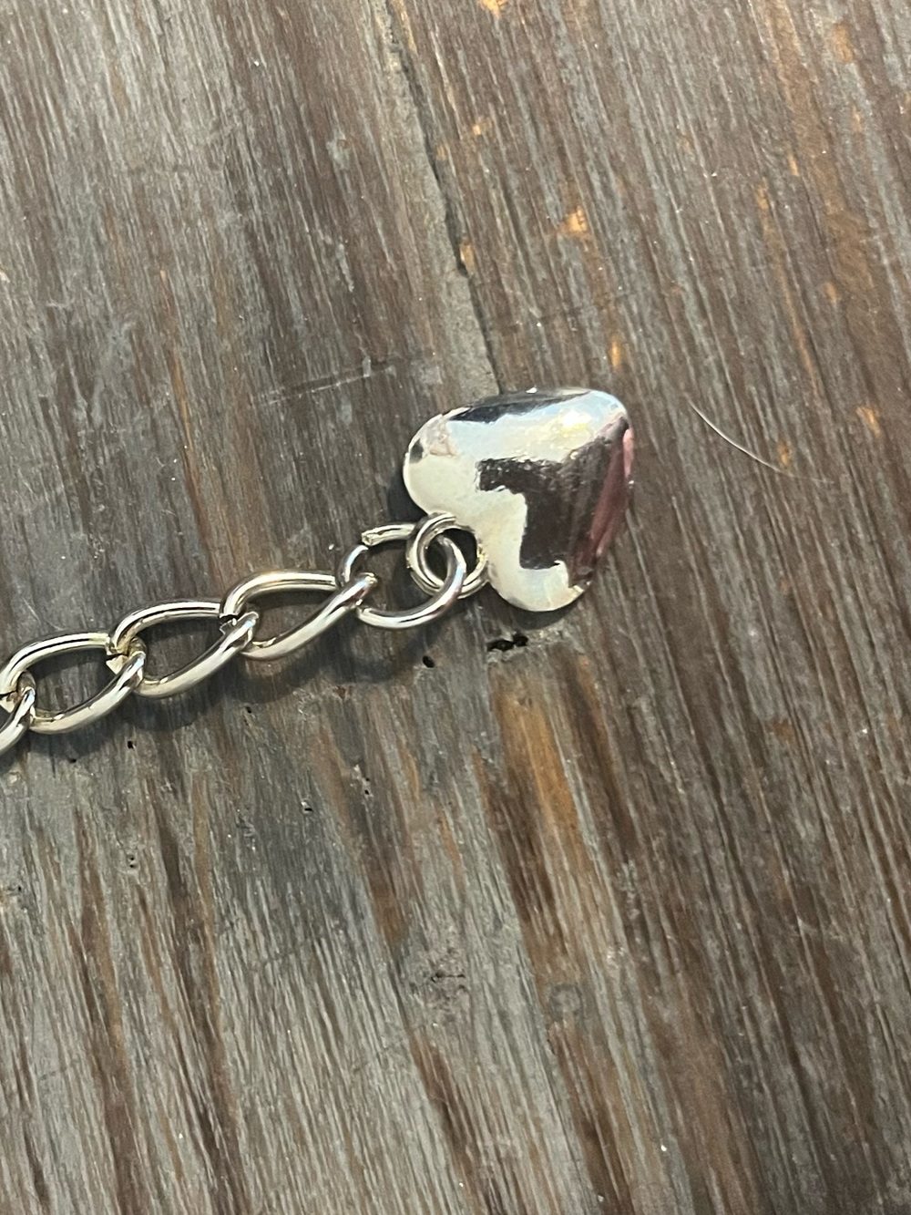 Women’s Silver Link Chain Belt With Heart Detail - Picture 4 of 6